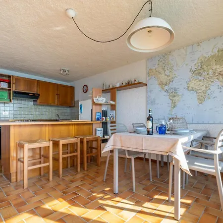 Lejlighed Garda Lake, Free Park, Big Swimming Pool Torri Del Benaco