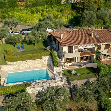 Garda Lake, Free Park, Big Swimming Pool Torri Del Benaco