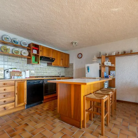 Apartamento Garda Lake, Free Park, Big Swimming Pool *